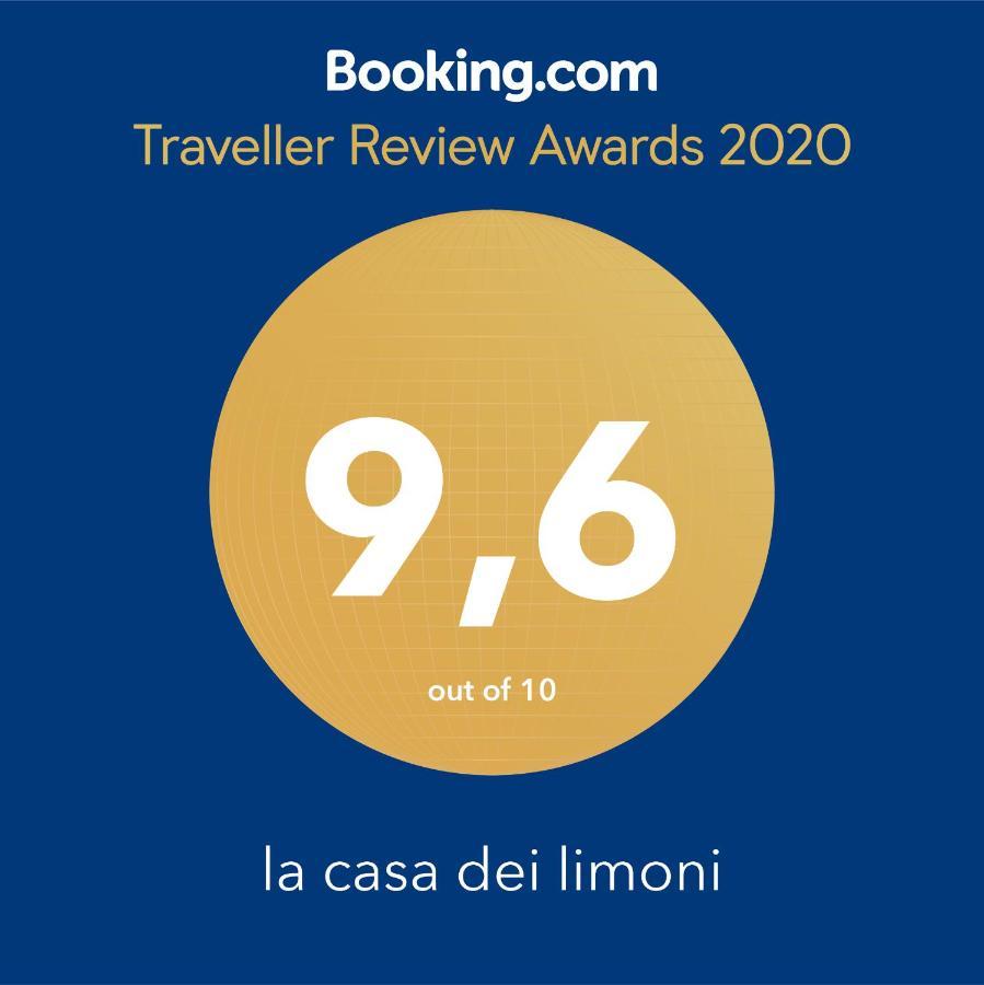 La Casa Dei Limoni Bed & Breakfast ปอร์โต ซันเตลปีดิโอ ภายนอก รูปภาพ