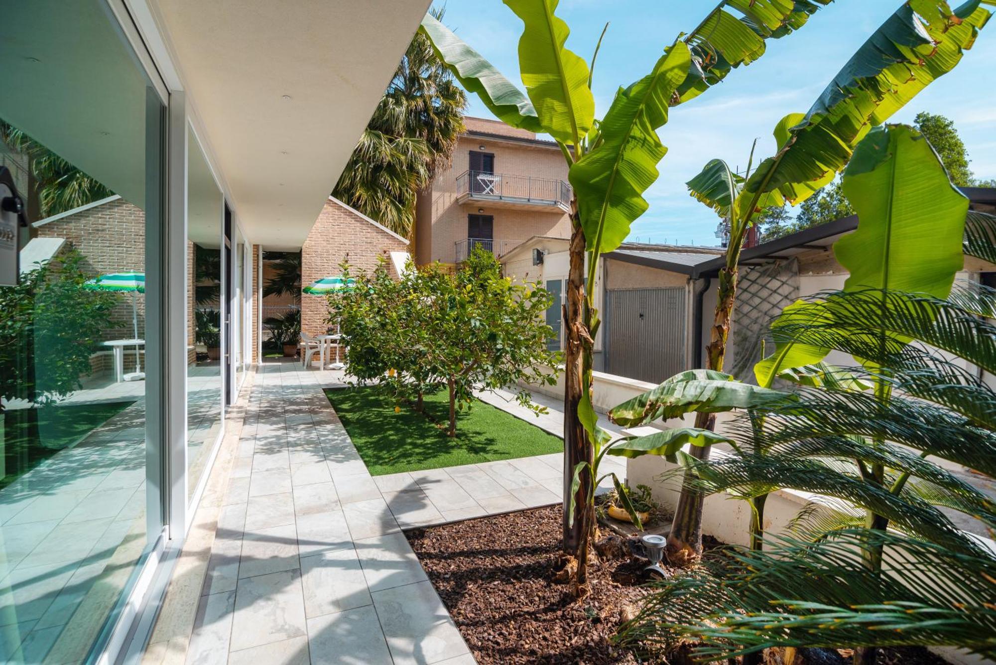 La Casa Dei Limoni Bed & Breakfast ปอร์โต ซันเตลปีดิโอ ภายนอก รูปภาพ